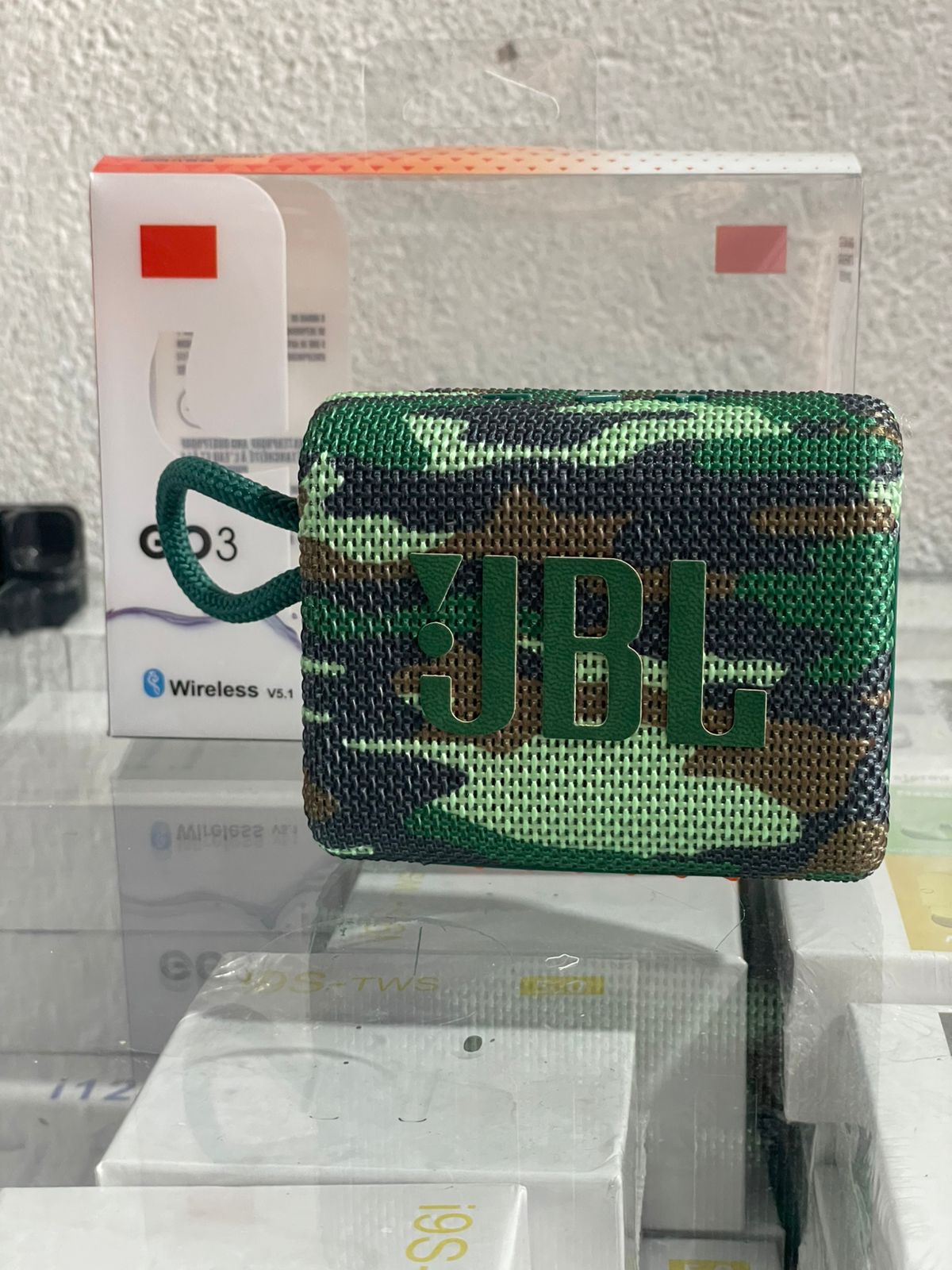 Caixa de Som JBL Go3 — Bluetooth, Portátil, Resistente à Água e Som Potente