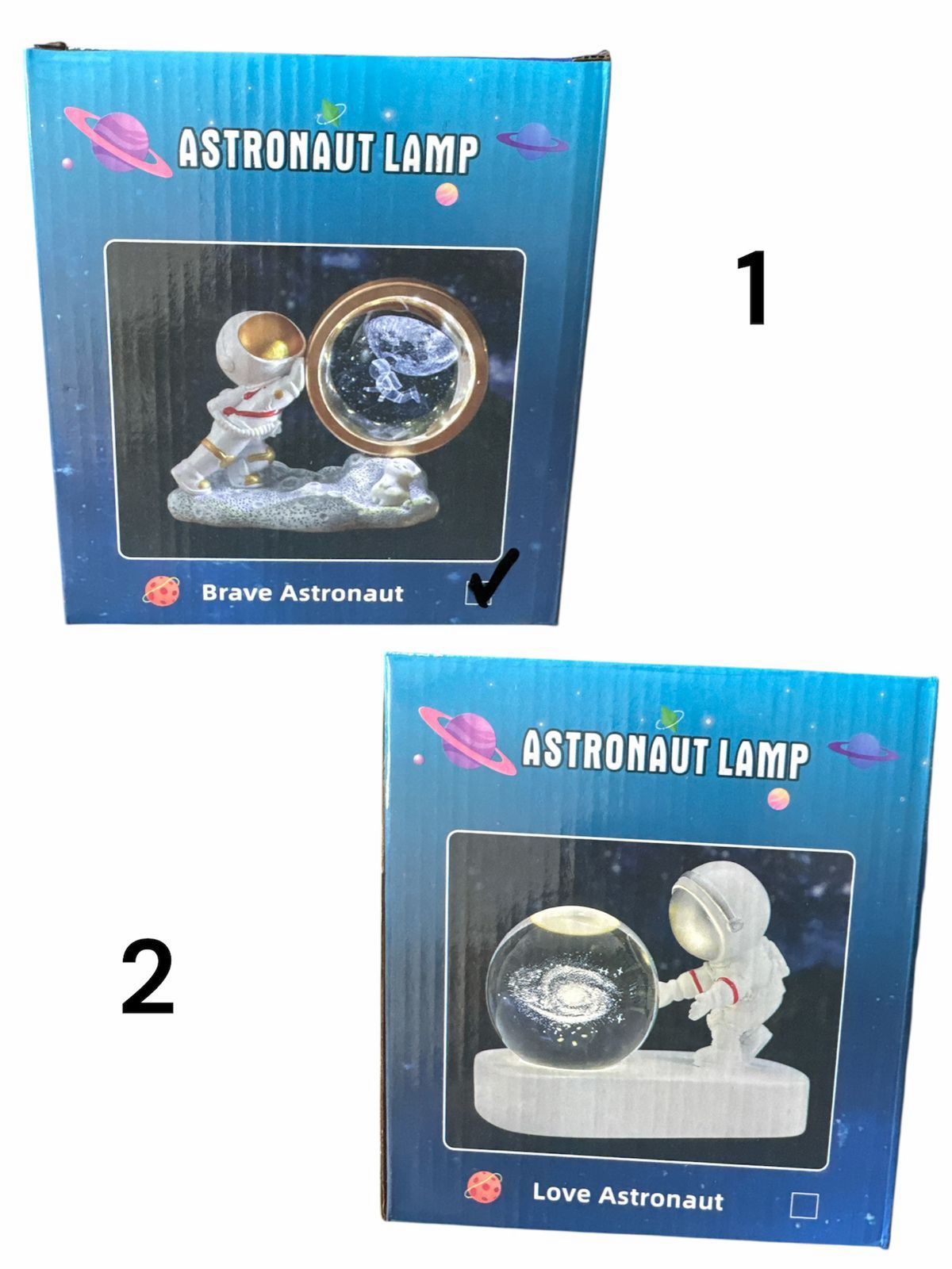 Luminária Astronauta – 2 Modelos Decorativos com Luz LED